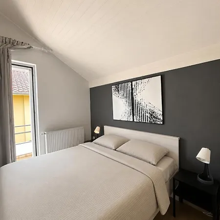 Casa vacanze Blue Front Brodarica (Sibenik-Knin)